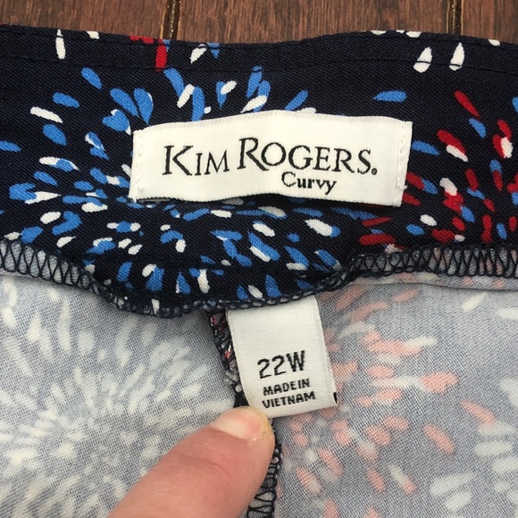 Kim Rogers Vibrant Blue and Red Patterned Mini Skort - Picture 2 of 6